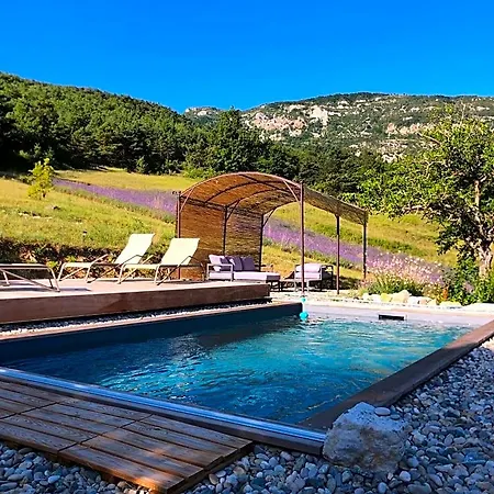 Entre Terre Et Ciel Bed & Breakfast