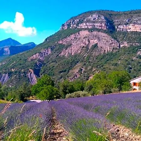 Bed & Breakfast Entre Terre Et Ciel 4*