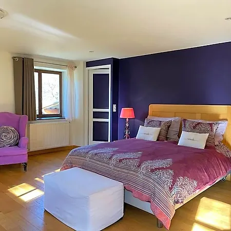Entre Terre Et Ciel Bed & Breakfast